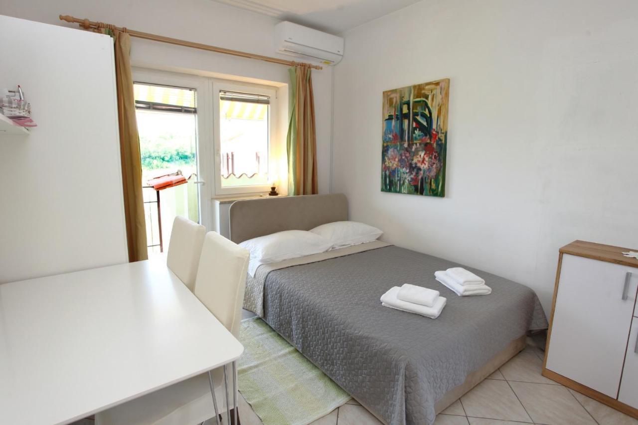 Bozena Studio Kneb Portorož Extérieur photo