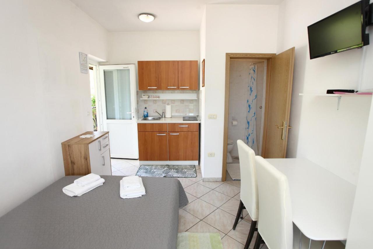 Bozena Studio Kneb Portorož Extérieur photo
