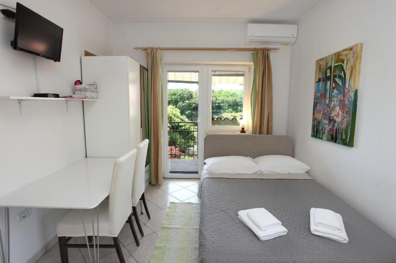 Bozena Studio Kneb Portorož Extérieur photo